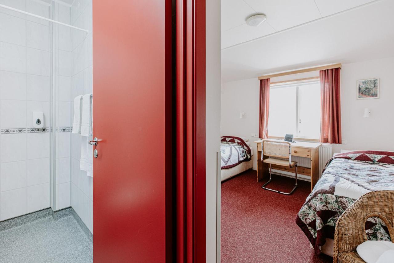 Narfastadir Guesthouse ラウガー エクステリア 写真